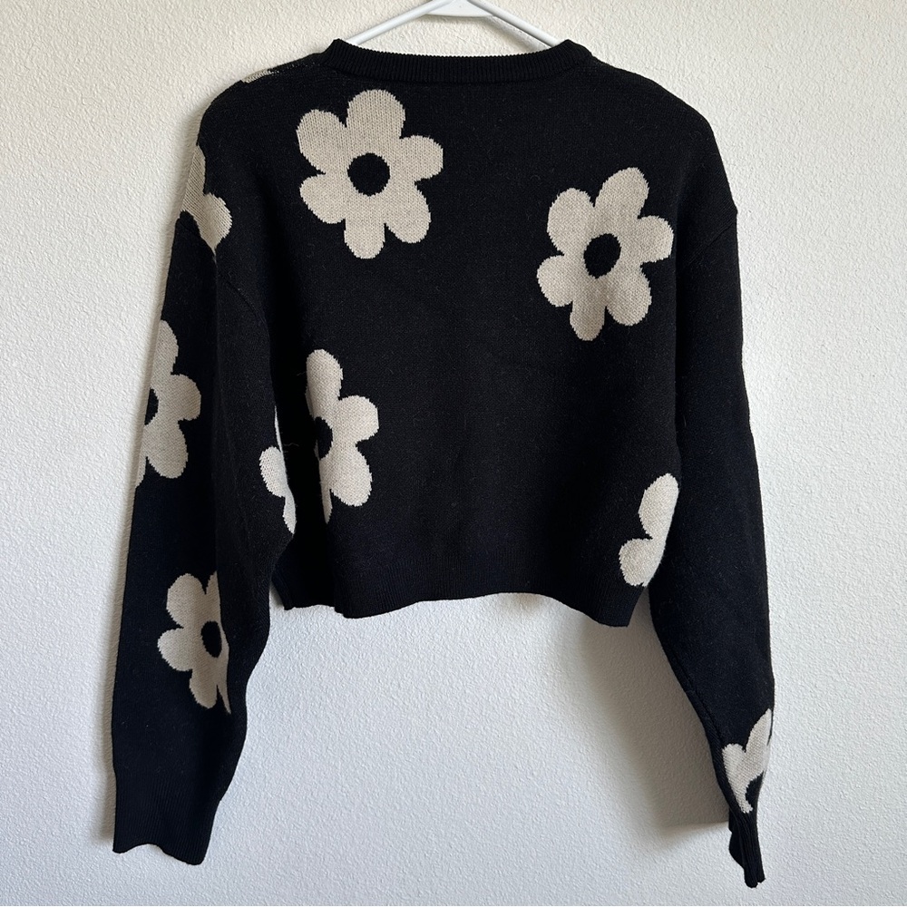NWOT Lelis floral cropped sweater - Picture 5 of 5